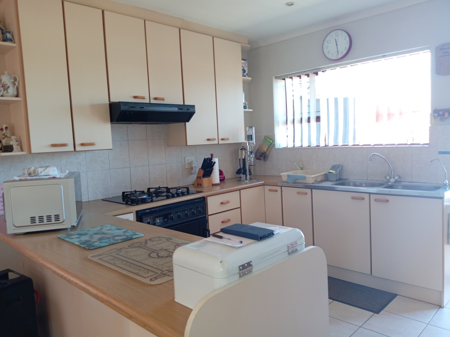 3 Bedroom Property for Sale in Strelitzia Park Eastern Cape